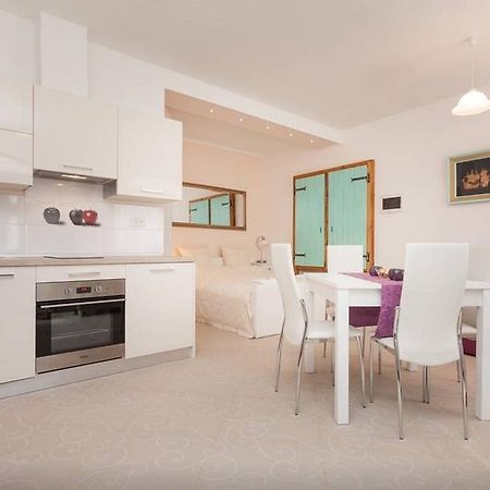 Studio Stella Rovinj Oda fotoğraf